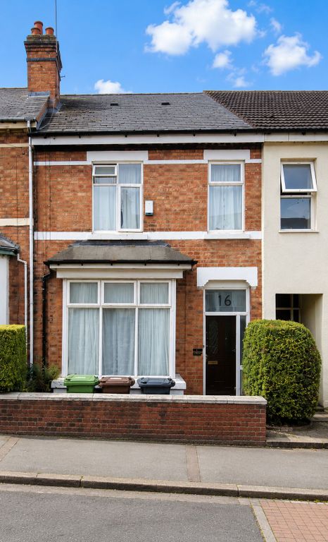 Property photo 2 of 18