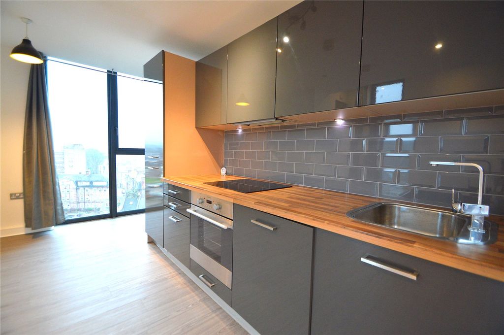 Property photo 3 of 9 Picture No. 09