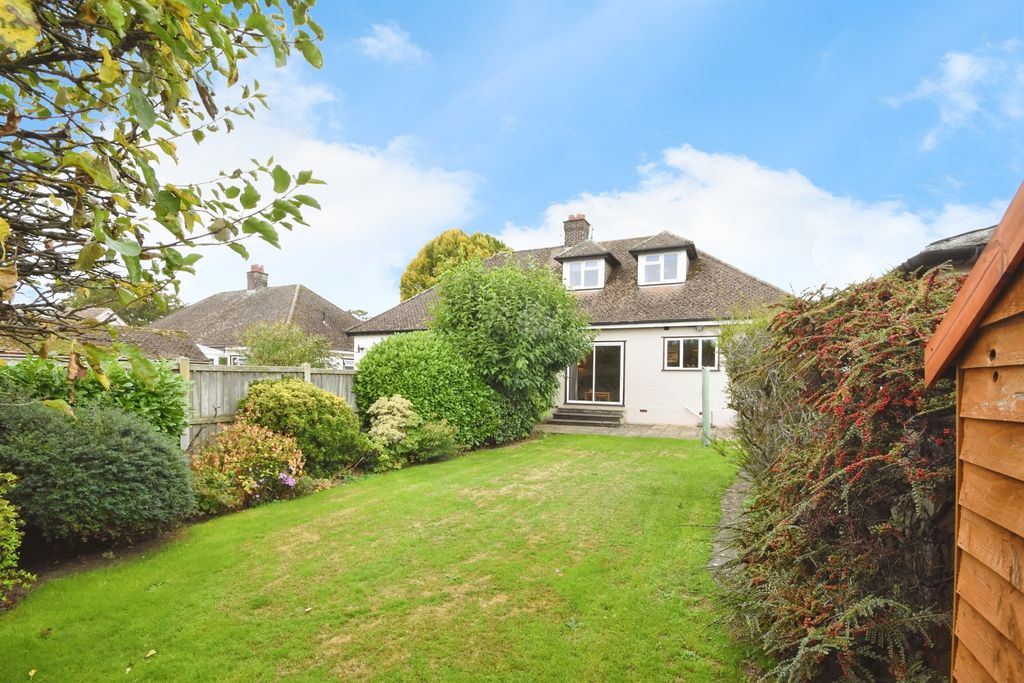 Property photo 2 of 16