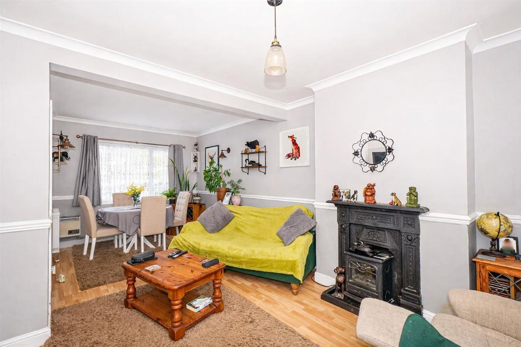 Property photo 1 of 21 5d430A42-7487-4F28-Be30-7717c1Af5F49.Png