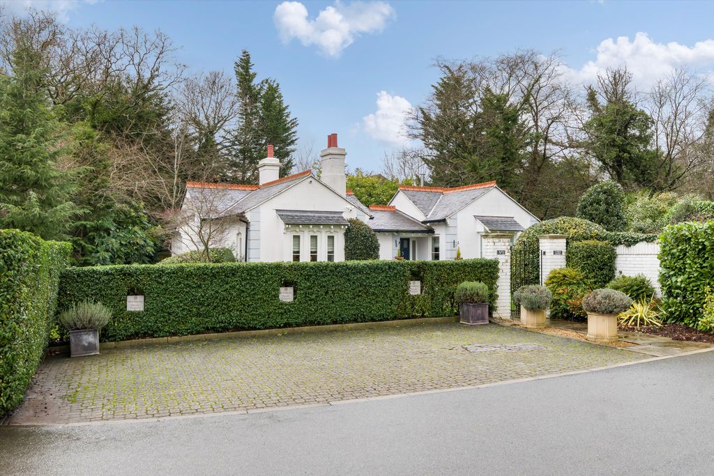 Property photo 2 of 12 Image