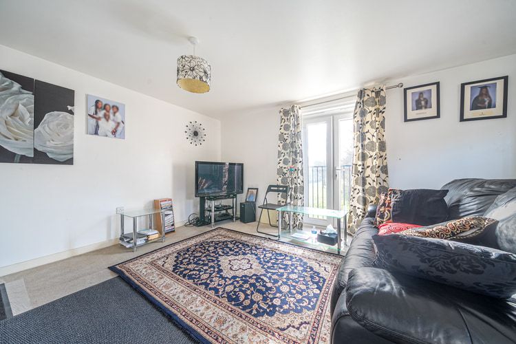 Property photo 2 of 18