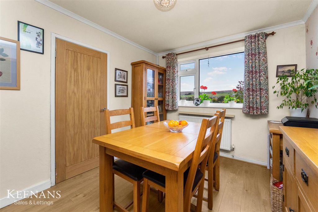 Property photo 3 of 43 3.Jpg