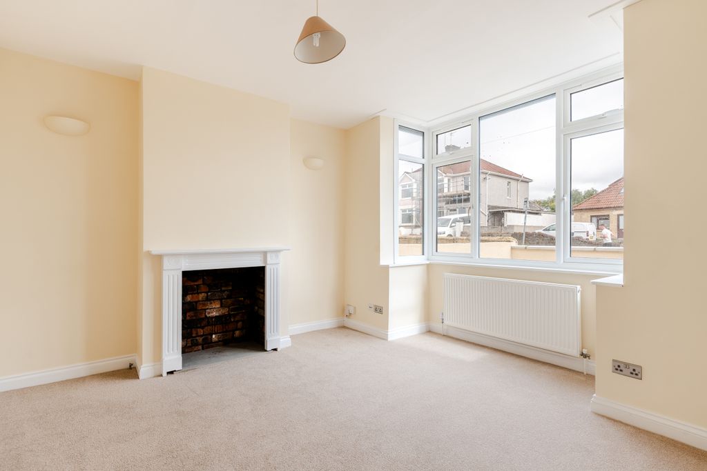 Property photo 3 of 21 3