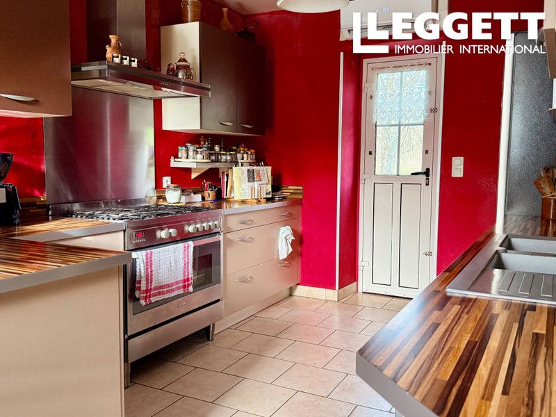 Property photo 3 of 10