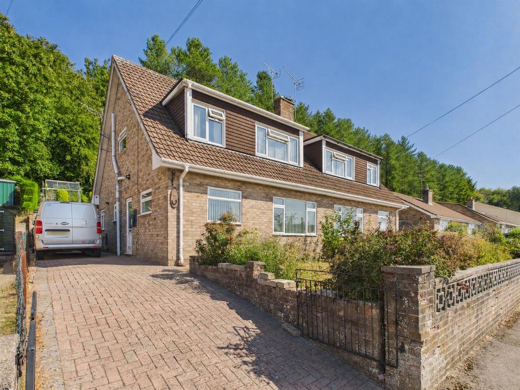 Property photo 1 of 26