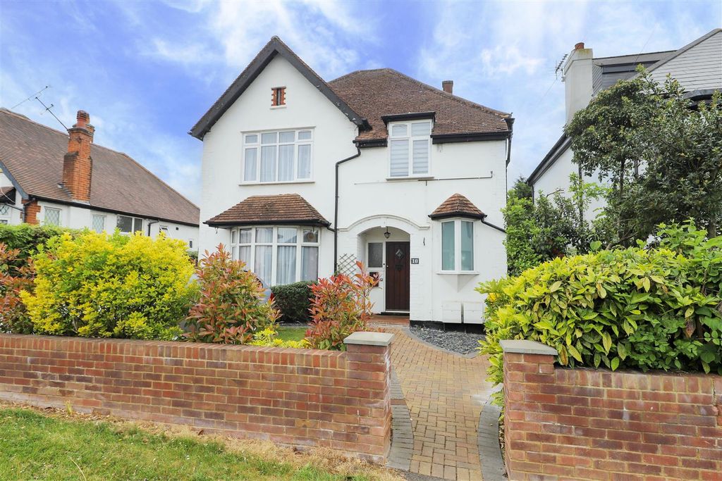 Property photo 1 of 12