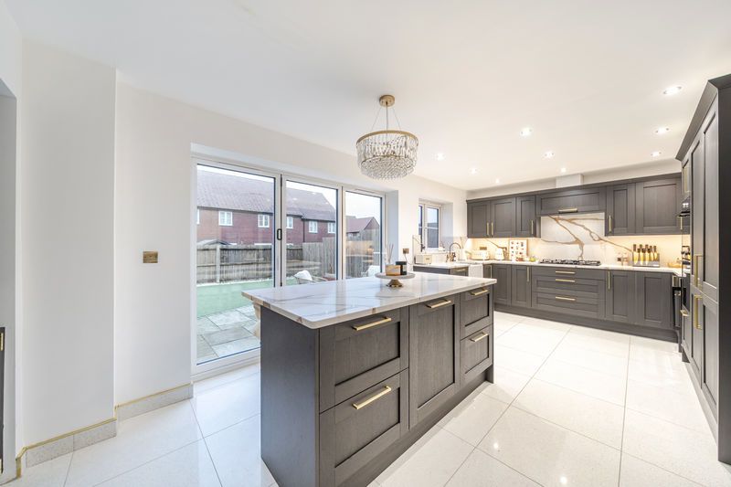 Property photo 2 of 23 Kitchen/Diner