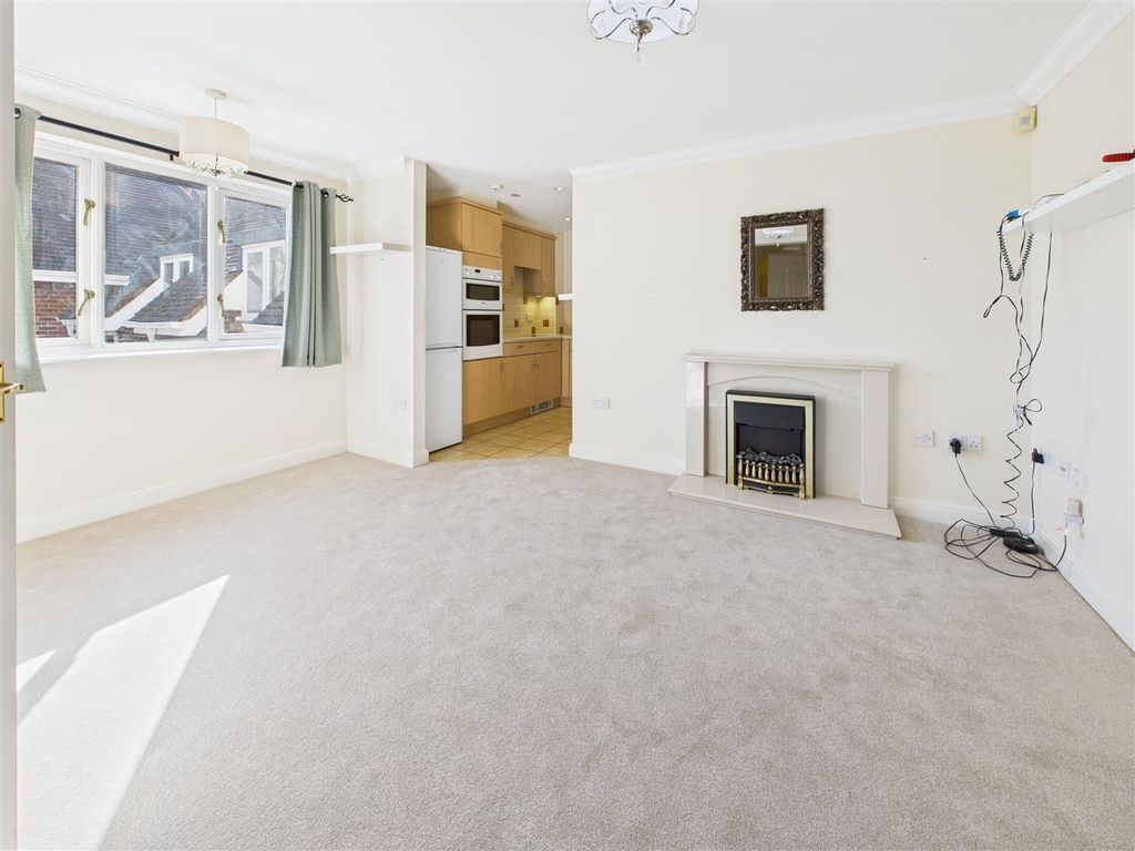 Property photo 2 of 7
