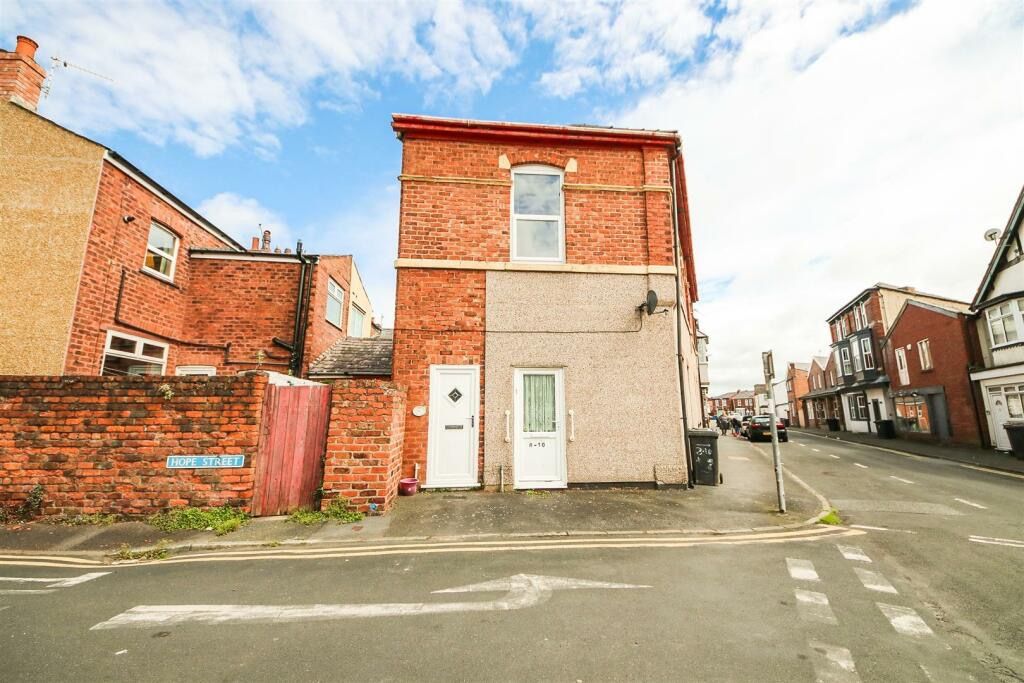 Property photo 2 of 13 5551591