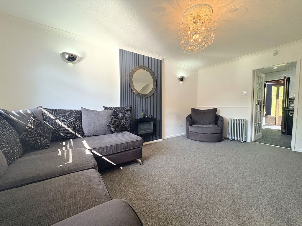 Property photo 3 of 22