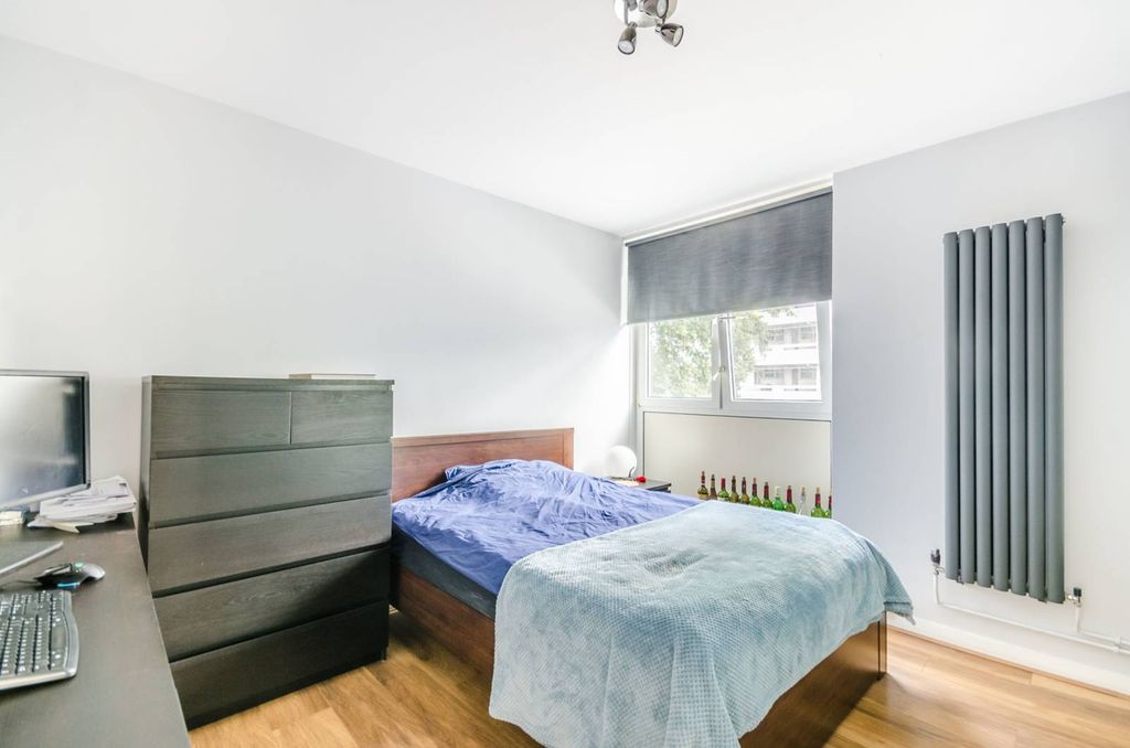 Property photo 2 of 3