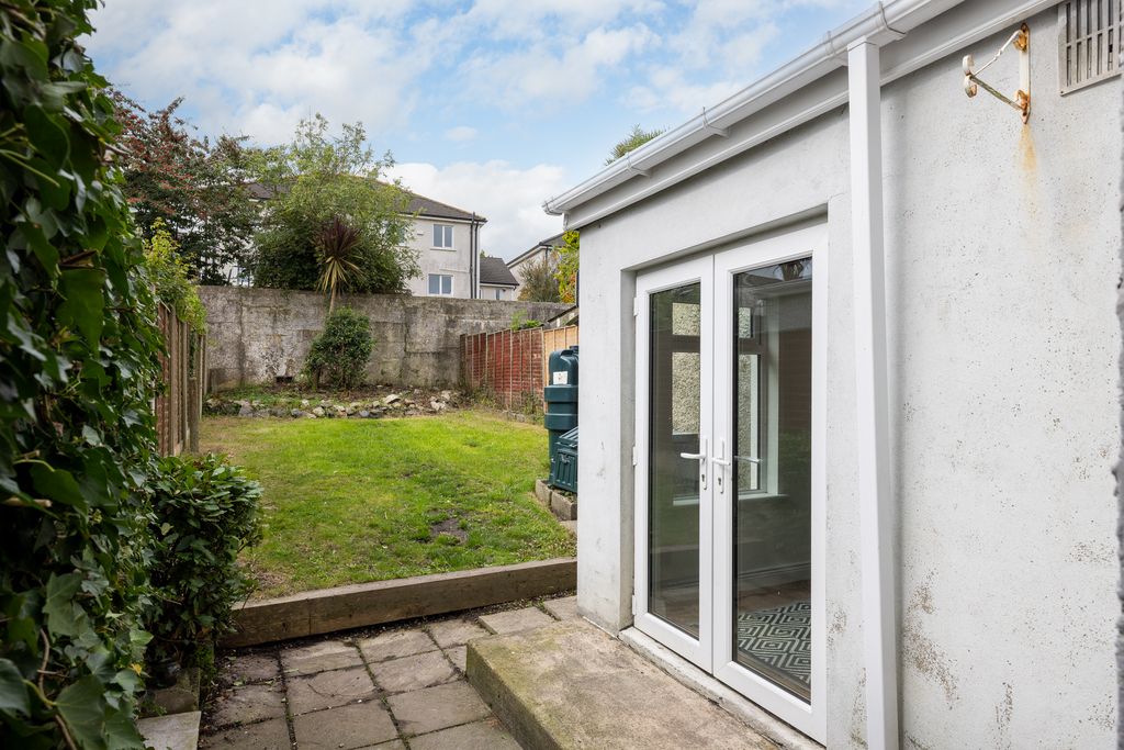 Property photo 3 of 20