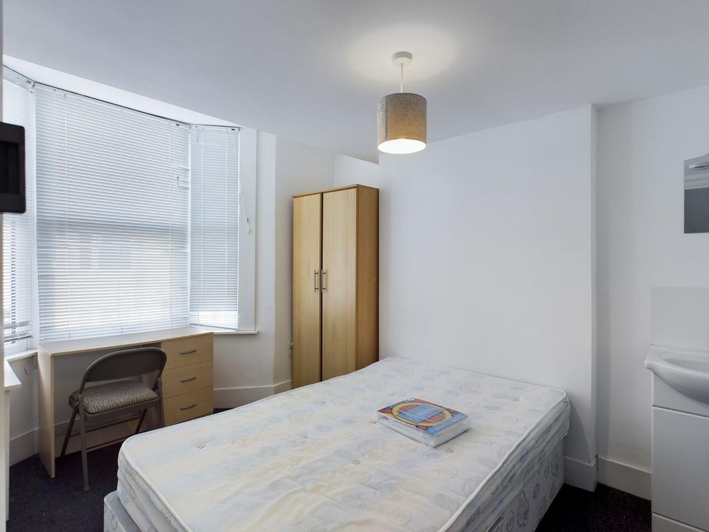 Additional image 9 of 6 bed terraced house for salePark Crescent Road, Brighton BN2
