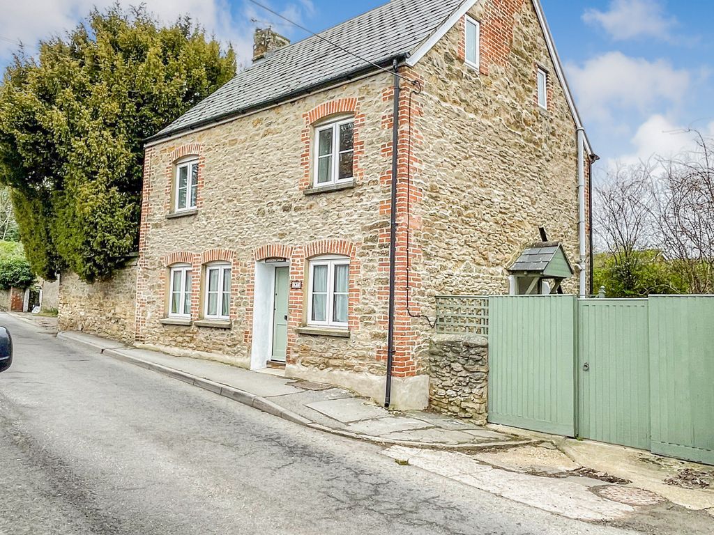 Property photo 1 of 13 7