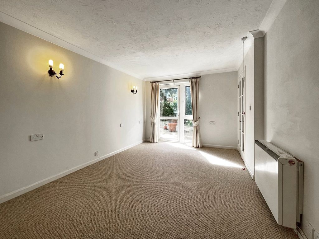 Property photo 3 of 13