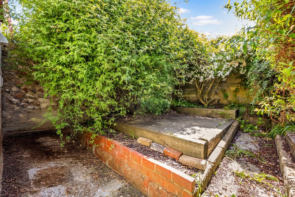Property photo 2 of 15 Photo 20