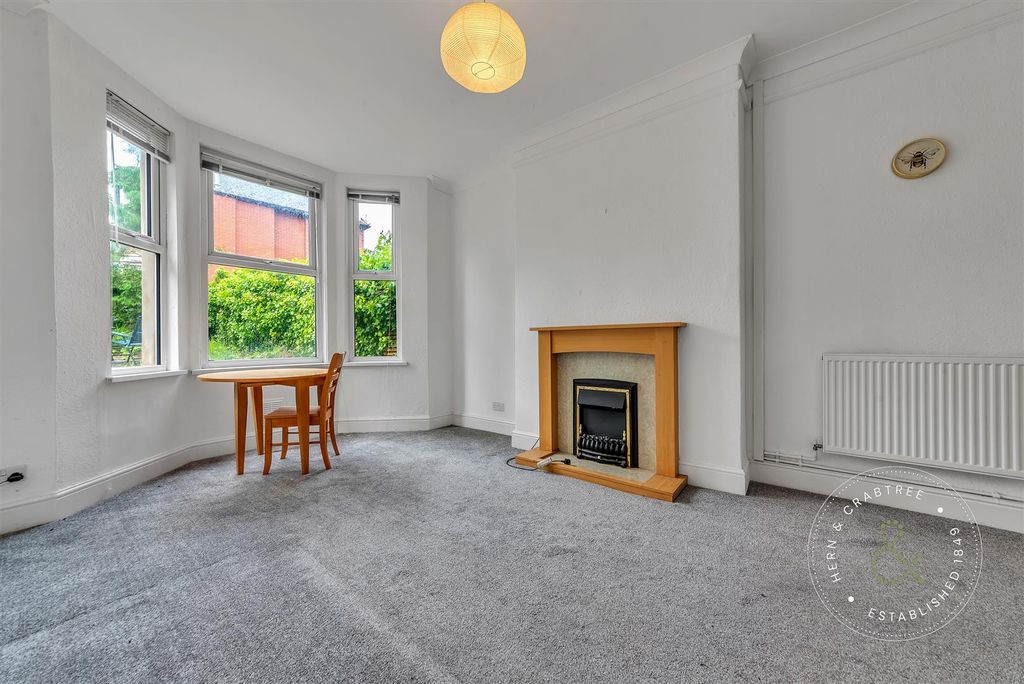 Property photo 3 of 34 Albany-Road-Ground-Floor-09.Jpg