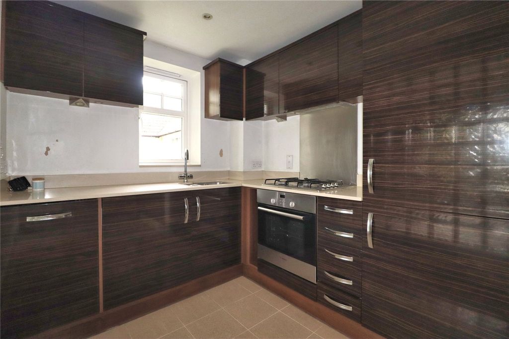 Property photo 2 of 8 Picture No. 06