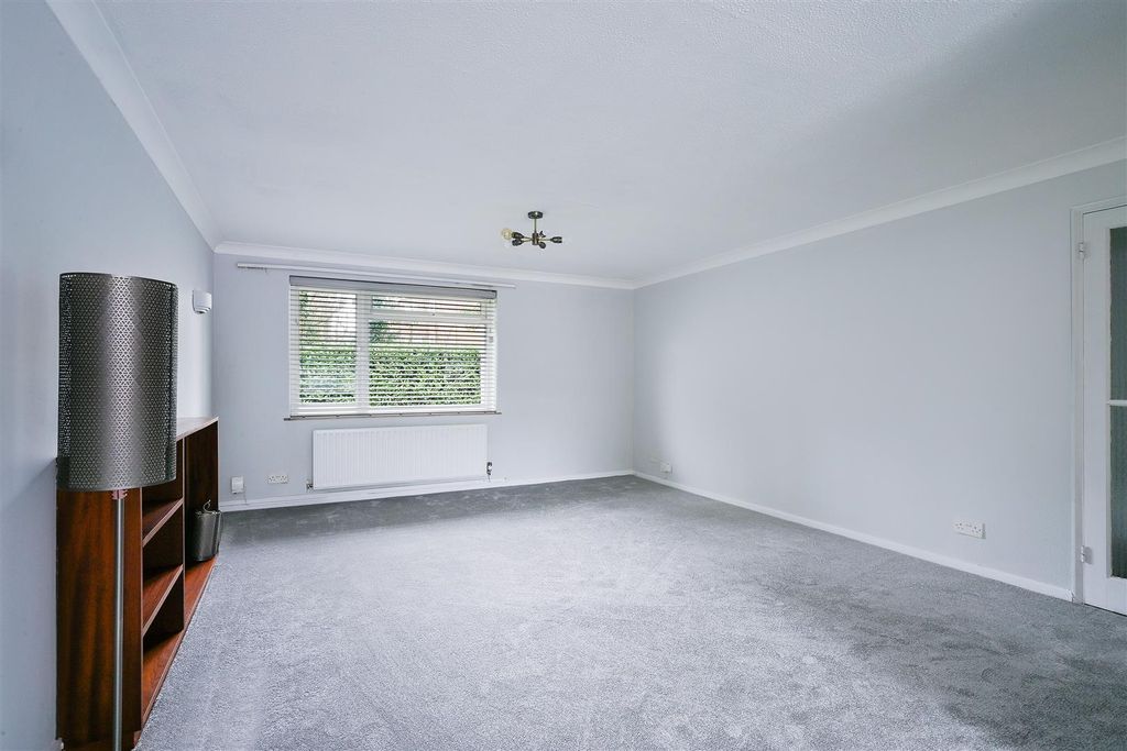 Property photo 3 of 10 Well House,  - (8).Jpg