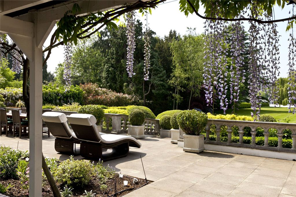 Property photo 3 of 22 Picture 3