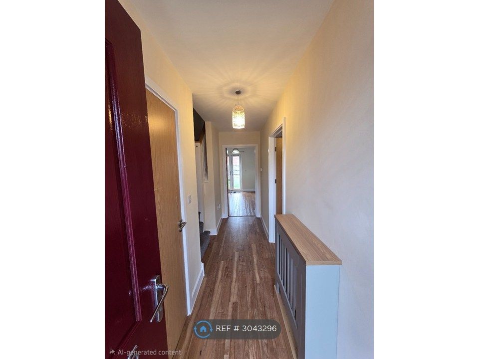 Property photo 3 of 27