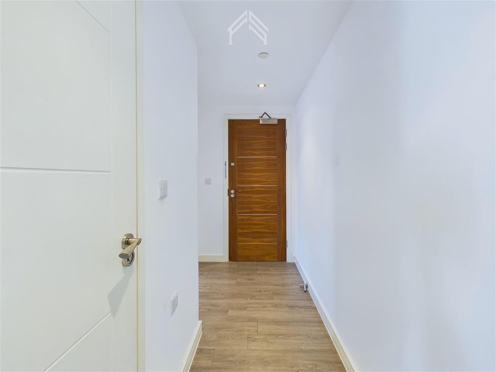 Property photo 3 of 5 7.Jpg