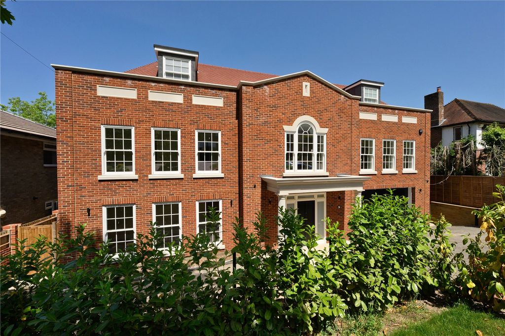 Property photo 1 of 21 Picture No. 05
