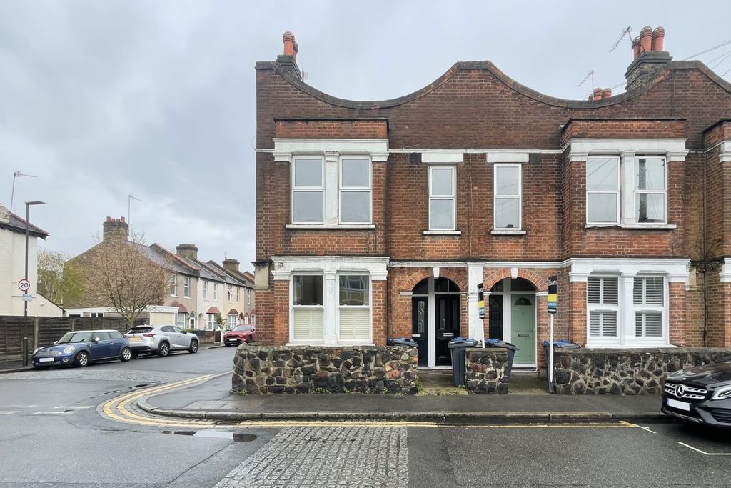 Property photo 1 of 10 1