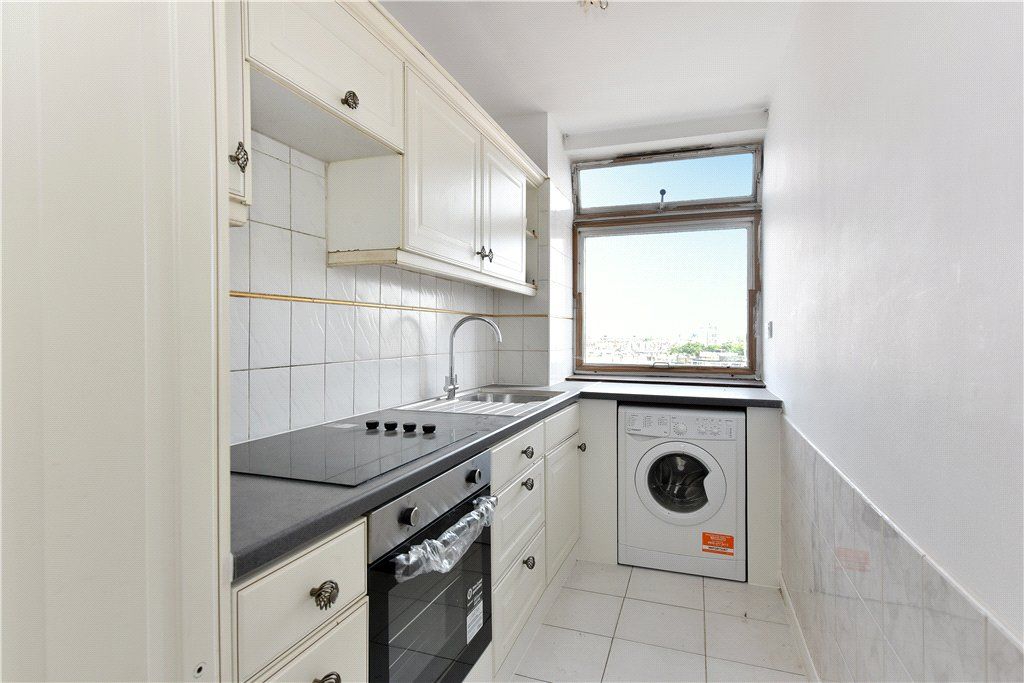 Property photo 2 of 8 Picture No. 20