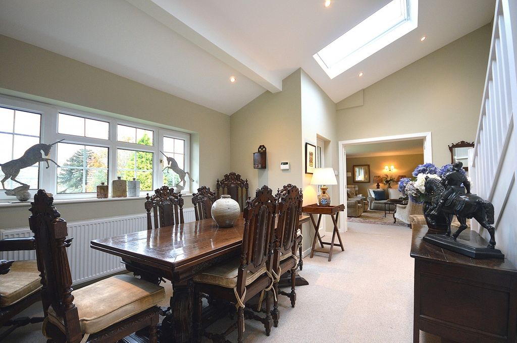 Property photo 3 of 20 Dining Hall