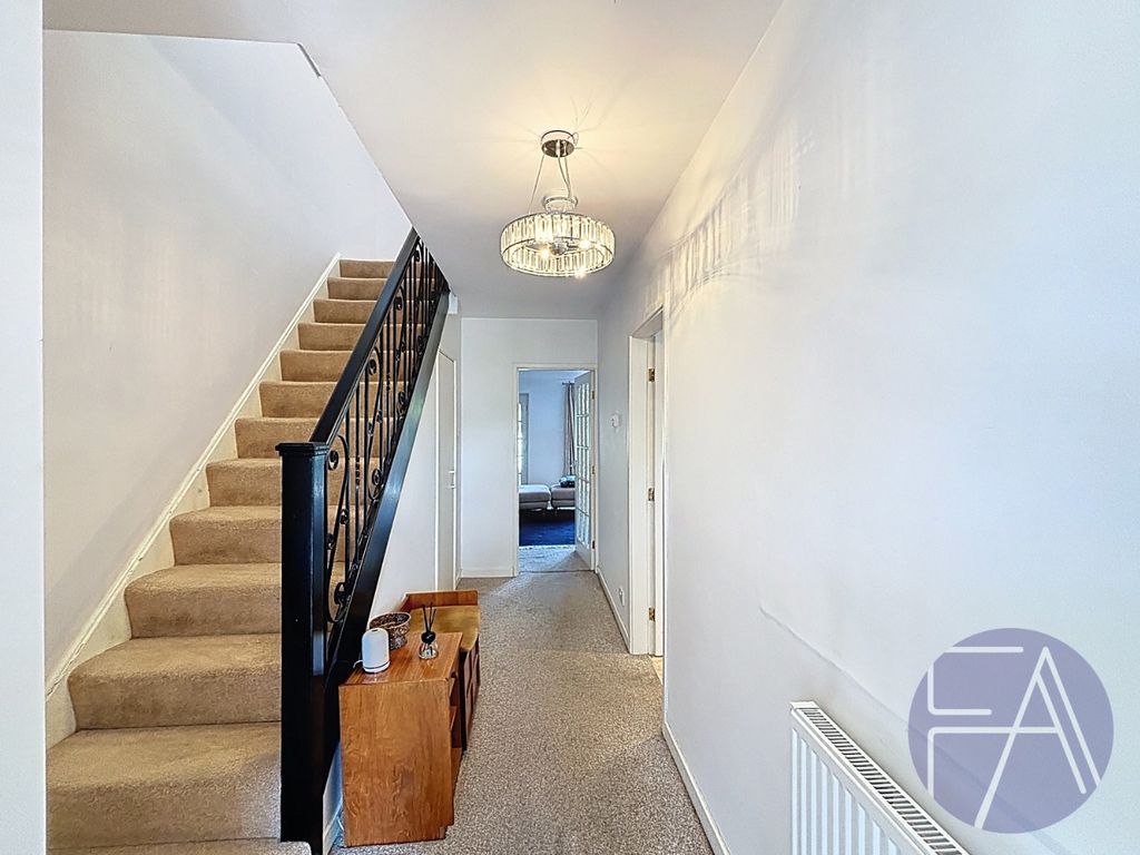 Property photo 2 of 23 4433612
