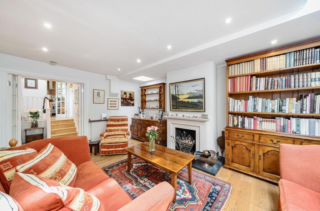 Property photo 1 of 18 Davidson Frost-Wellings, Dfw, Green Lane, Stanmore