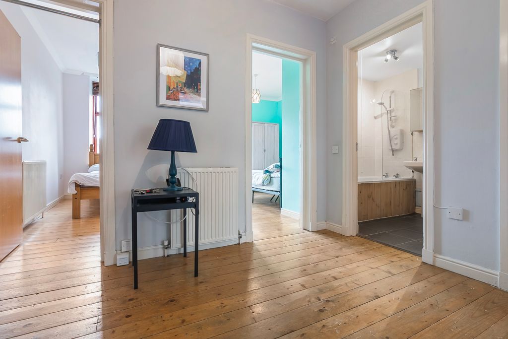 Property photo 2 of 21 Img_2503