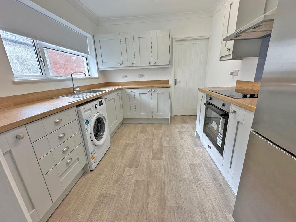Property photo 2 of 10 8Emldtt5Eksgl6Xjkrpiba.Jpg