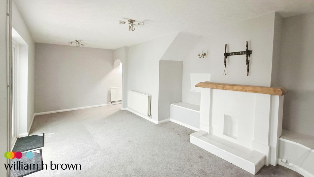 Property photo 2 of 20 Image