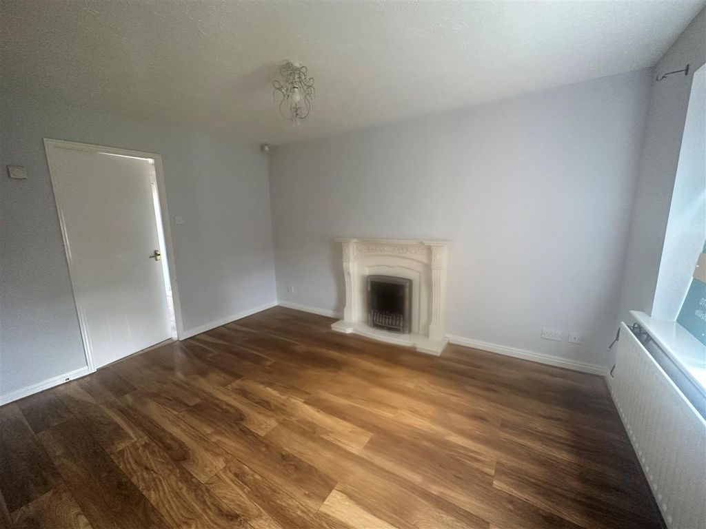 Property photo 2 of 10 6.Jpg