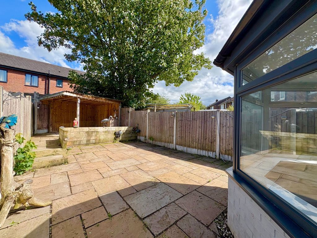 Property photo 2 of 21