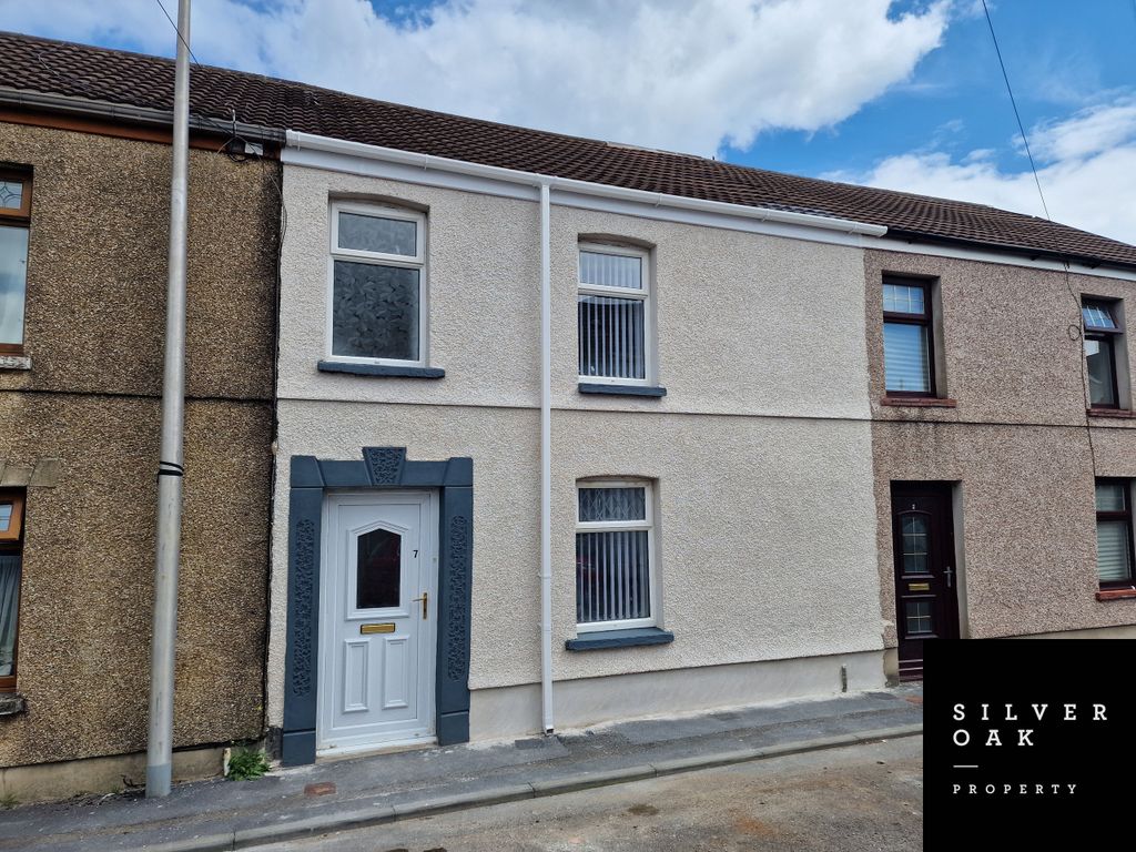 Property photo 1 of 7 7 c (1)
