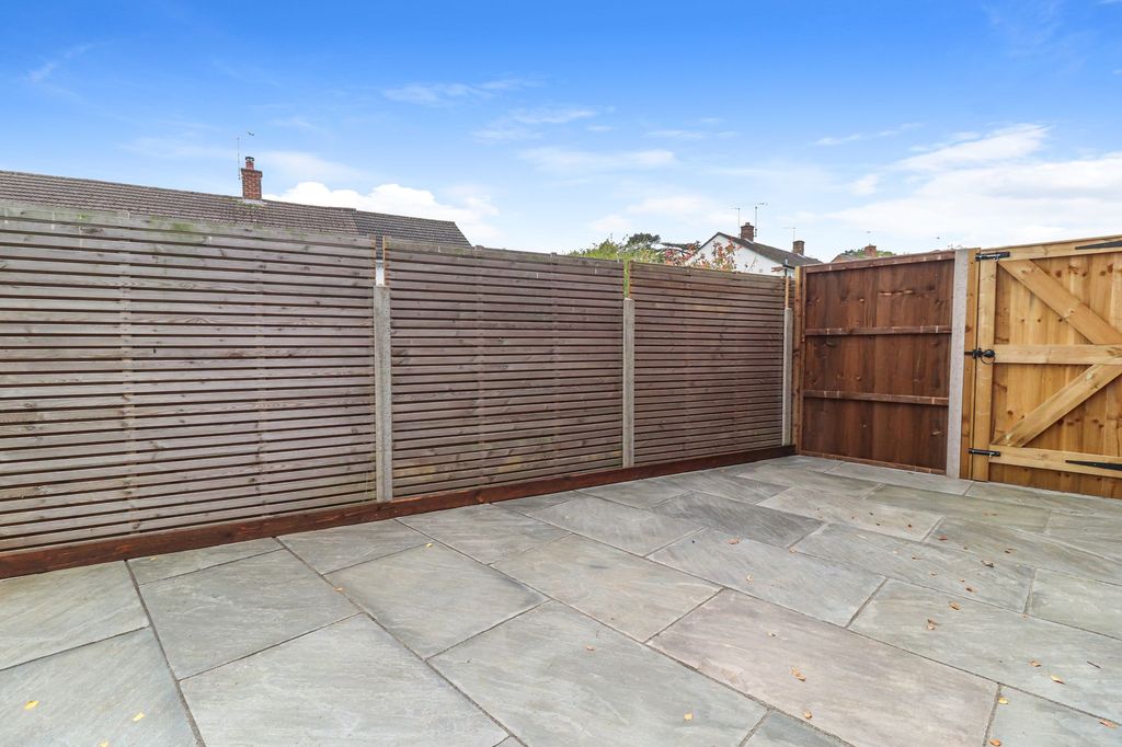 Additional image 17 of 3 bed semi-detached house for saleParnell Close, Abbots Langley WD5