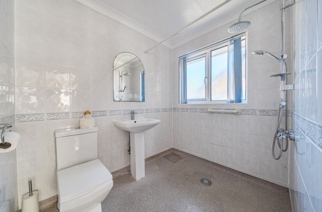 Property photo 3 of 12 14544473