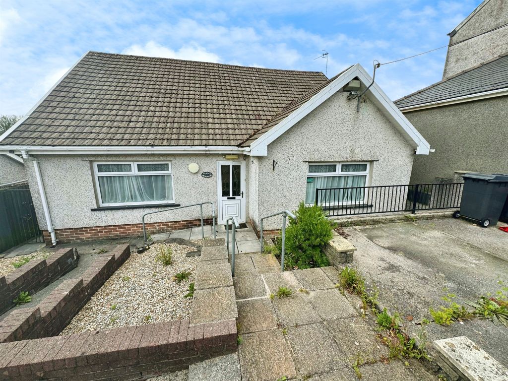 Property photo 3 of 19