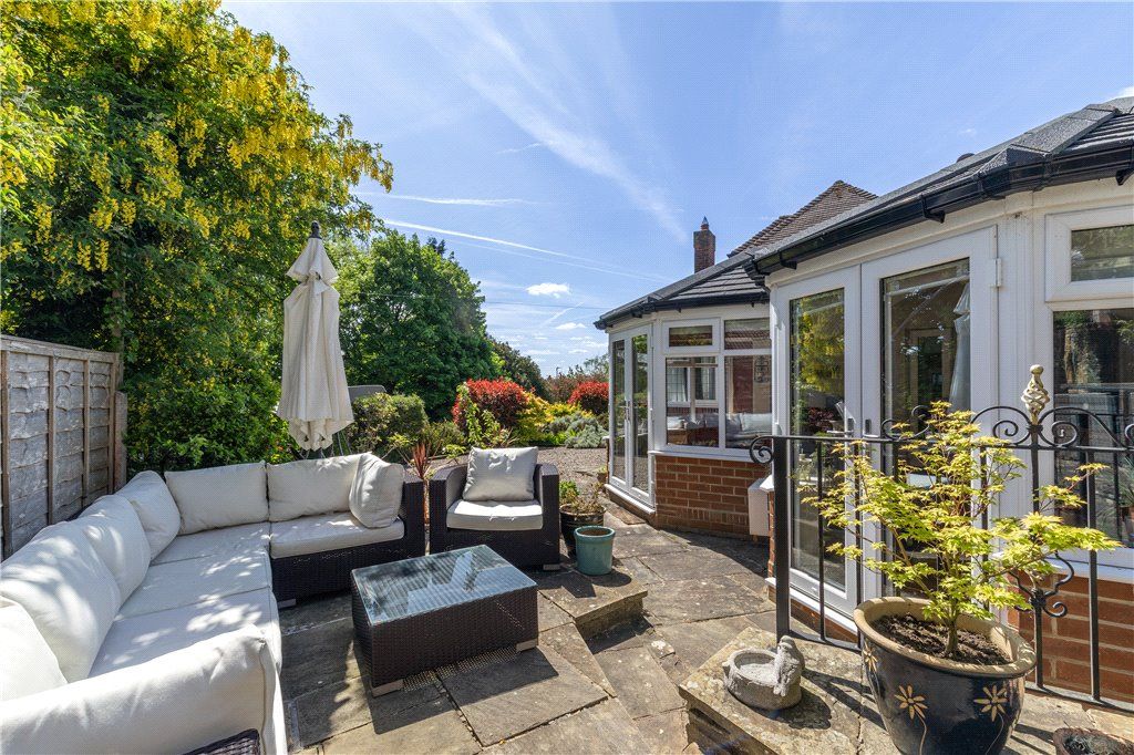 Property photo 2 of 32 Entertaining Space