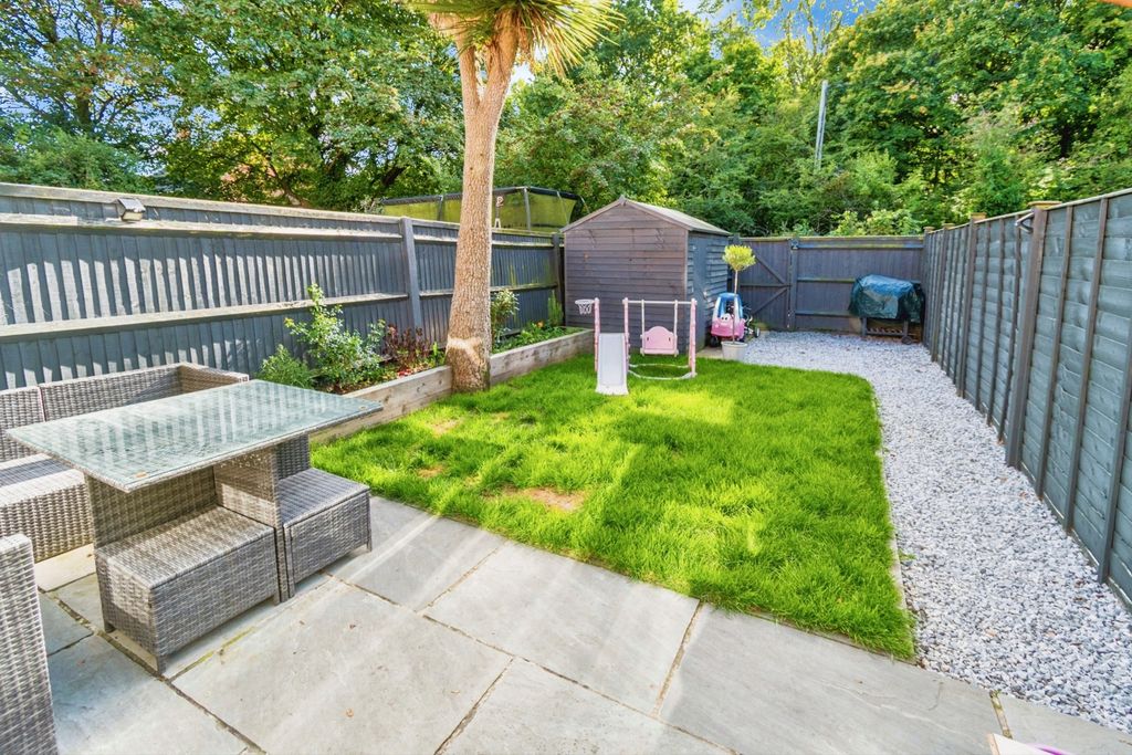 Property photo 3 of 16 Photo