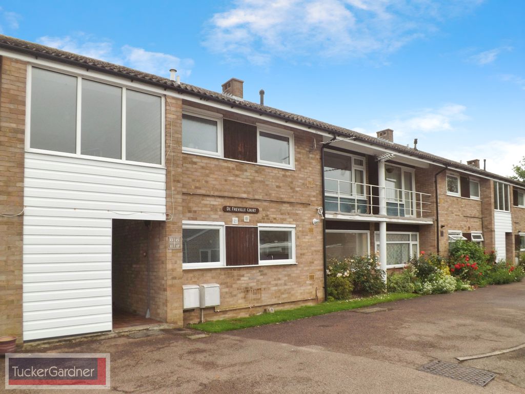 Property photo 1 of 8