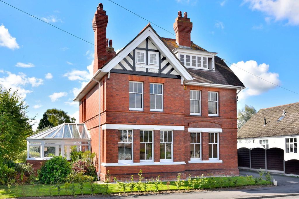 Property photo 1 of 30