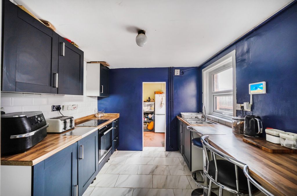 Property photo 3 of 18 1392763186943Fec6Ececc