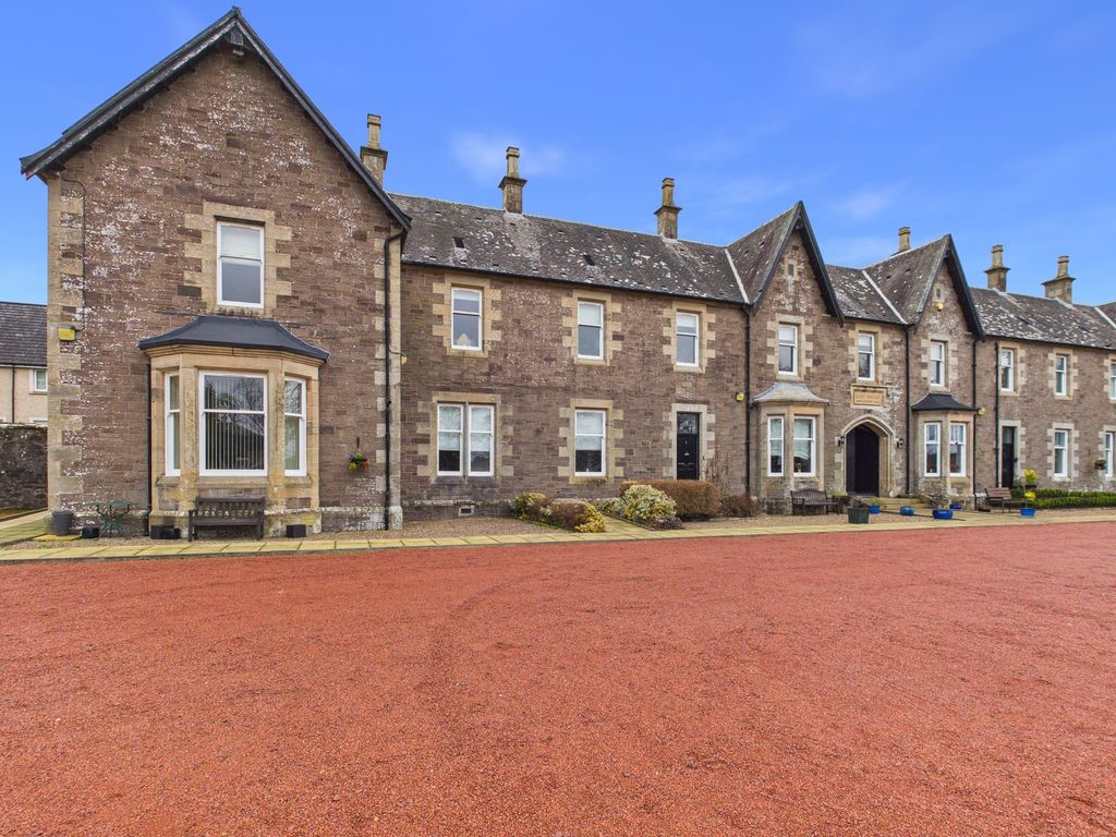 Property photo 1 of 11 Front