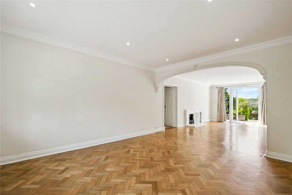 Property photo 2 of 19 Reception Room