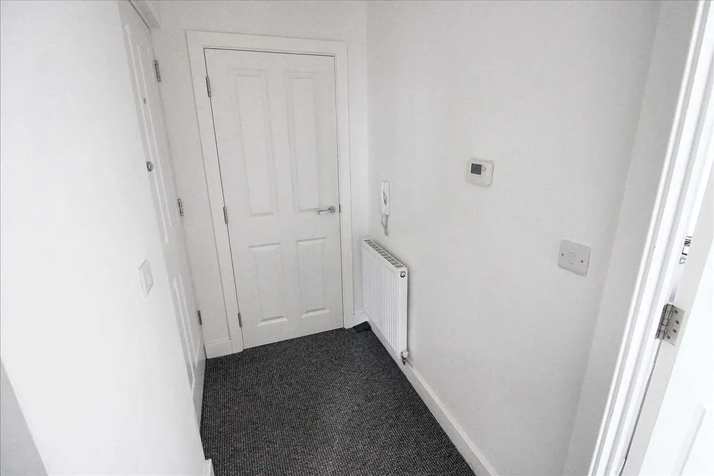 Apartment in Nottingham NG16 - More